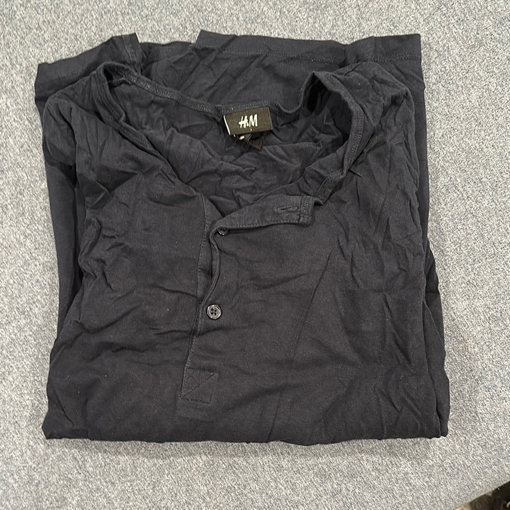H&M Black Casual Button Down Shirt